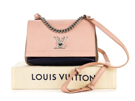 lv lockme bb price